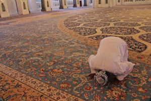 The Dual Nature of Salat: A Contemporary Theological Reflection on
Intention, Mindfulness, and the Potential for Good or Harm 